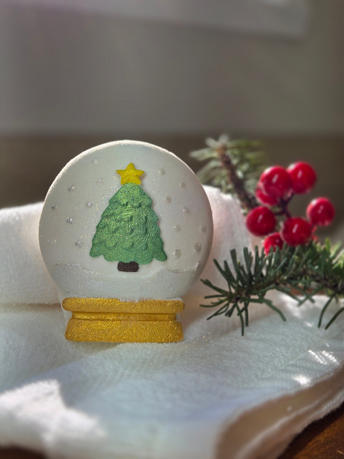 Boule à neige, bombe de bain fruité et sapiné