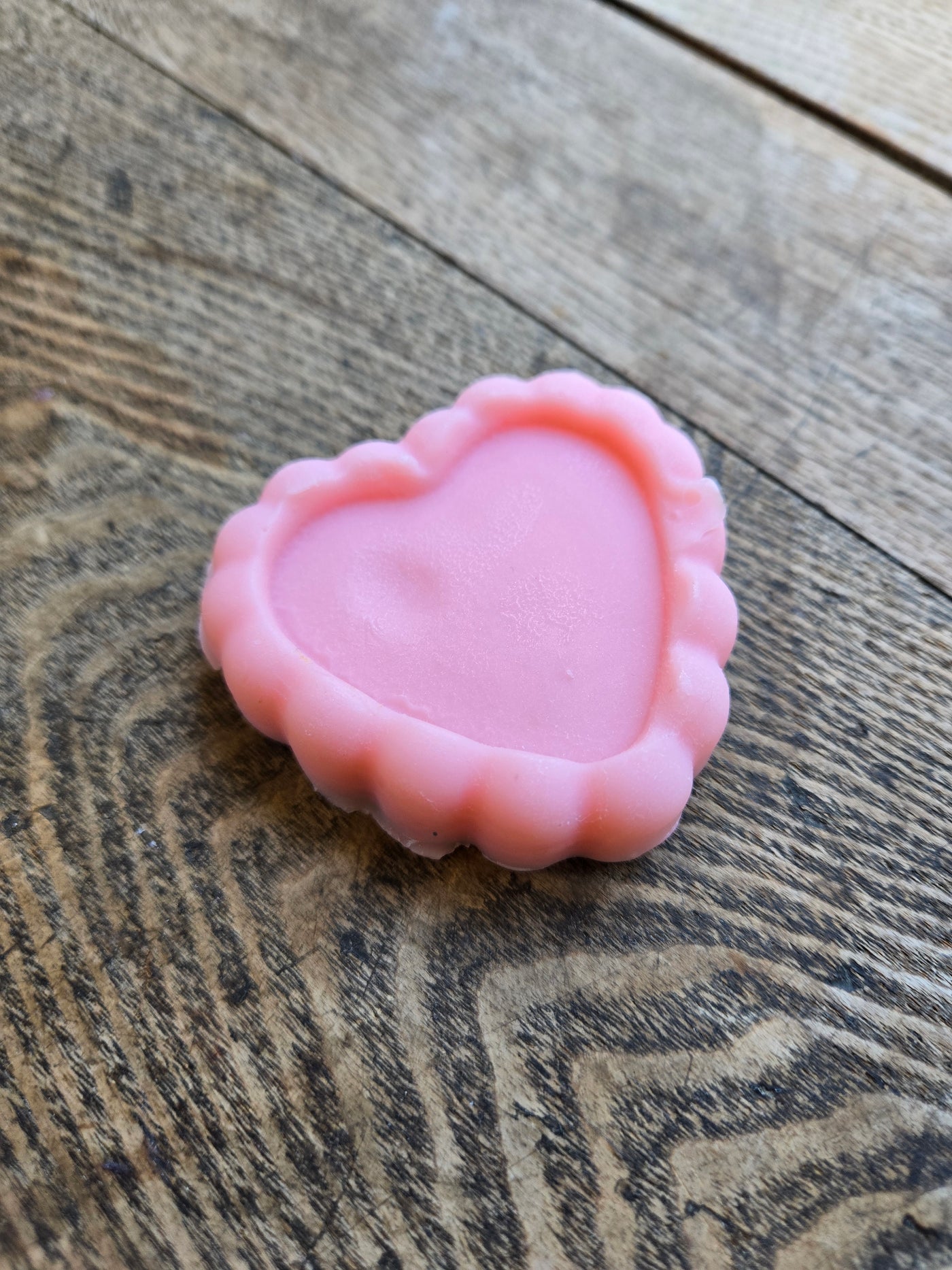 Savon parfum cerise 34g.
